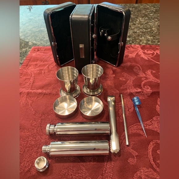 Portable Barware Includes Flasks, Shot Glasses, & More in Engraveable Case - Picture 2 of 13